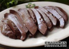 在锅里离开餐厅的员工透露：我不想吃火锅，我