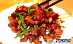 它占据了开胃菜的第一名，清脆可口，每个人都