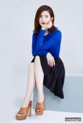 姜淑英不仅害怕穿很冷的衣服，还穿着过滤保暖